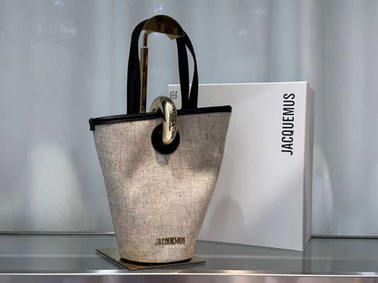 BagValor® J Raffia Gold Clasp Tote